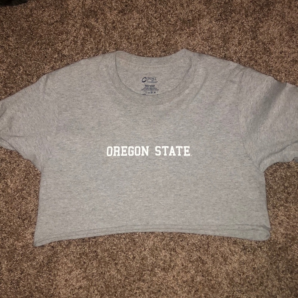 Crop Oregon State shirt